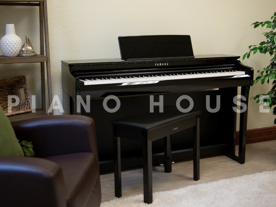 YAMAHA CLP-825 PE - Đánh giá chi tiết tại Piano House